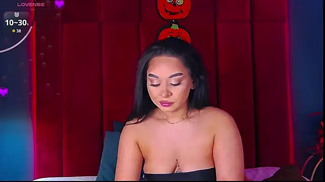 MadyLuxxx online show from 10-29-25, 07:59