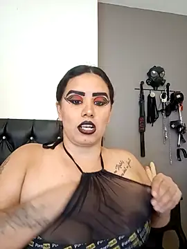 Snapshot of MariaGaitan chatting on 09-26-25, 08:02 MariaGaitan online show from 09-26-25, 08:02