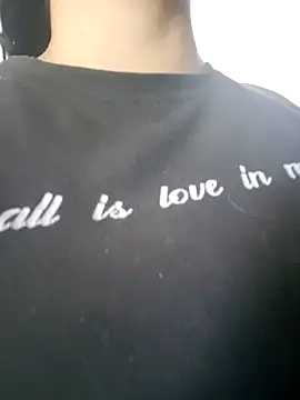 Snapshot of MariaGaitan chatting on 10-16-25, 07:04 MariaGaitan online show from 10-16-25, 07:04