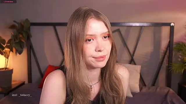 Snapshot of TataCoy chatting on 03-28-26, 03:11 TataCoy online show from 03-28-26, 03:11