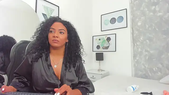 Tanisha  campbell online show from 02-20-25, 04:14