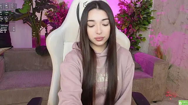 Snapshot of Jasmine_Flow chatting on 01-14-25, 02:53 Jasmine Flow online show from 01-14-25, 02:53