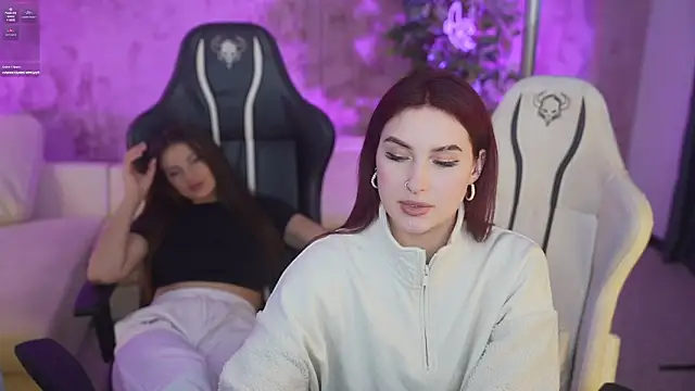 Snapshot of Jasmine_Flow chatting on 02-24-25, 02:48 Jasmine Flow online show from 02-24-25, 02:48