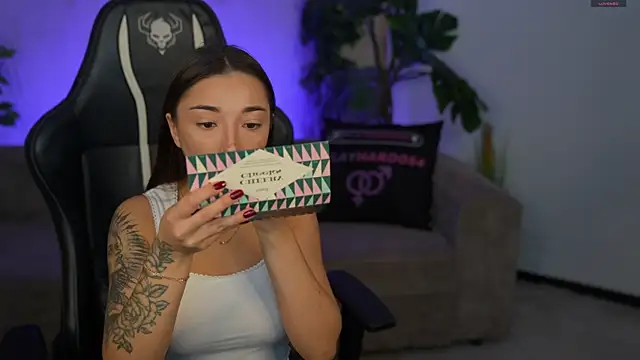 Snapshot of Jasmine_Flow chatting on 11-07-25, 08:14 Jasmine Flow online show from 11-07-25, 08:14