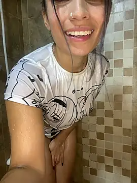 Snapshot of Tiffanysurez_ chatting on 02-22-26, 01:51 Tiffanysurez online show from 02-22-26, 01:51