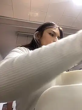 Snapshot of Tiffanysurez_ chatting on 03-13-26, 12:56 Tiffanysurez online show from 03-13-26, 12:56