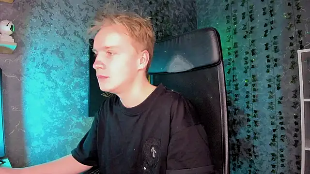 Snapshot of AlexxSweet chatting on 02-07-26, 06:50 AlexxSweet online show from 02-07-26, 06:50