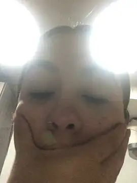 nalalye cruzz  online show from 02-23-26, 12:30