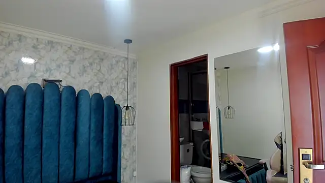 Snapshot of nalalye_cruzz_ chatting on 04-10-26, 03:01 nalalye cruzz online show from 04-10-26, 03:01