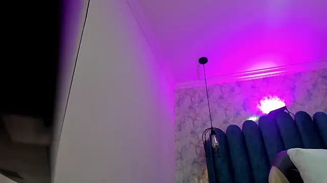 Snapshot of nalalye_cruzz_ chatting on 04-11-26, 02:27 nalalye cruzz online show from 04-11-26, 02:27