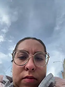 Snapshot of nalalye_cruzz_ chatting on 07-19-26, 10:24 nalalye cruzz online show from 07-19-26, 10:24