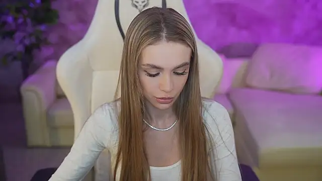 Snapshot of Anabelka054 chatting on 02-17-25, 11:23 Anabelka054 online show from 02-17-25, 11:23