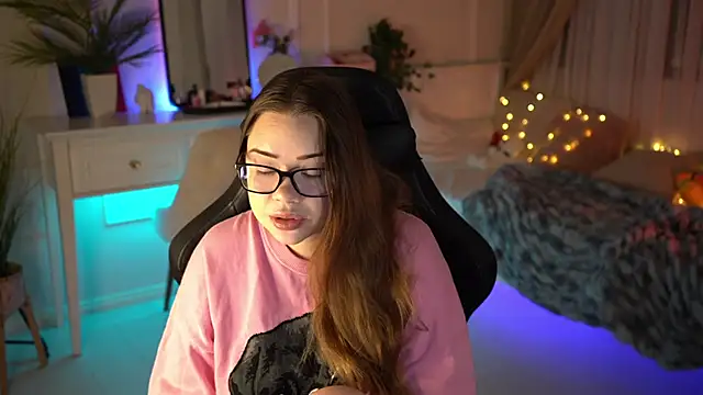 VixenMia online show from 02-07-25, 03:34