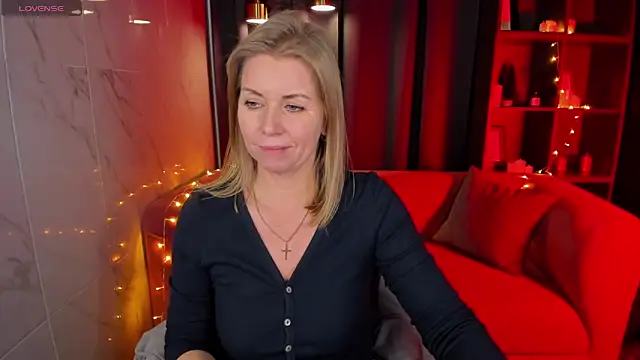 Annie Light online show from 01-17-25, 11:59