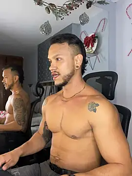 ARON TAYLER01 online show from 12-13-24, 12:28