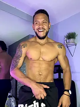 ARON TAYLER01 online show from 10-08-25, 10:35