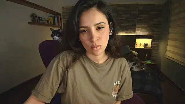 alicewilloww online show from 02-06-26, 12:04