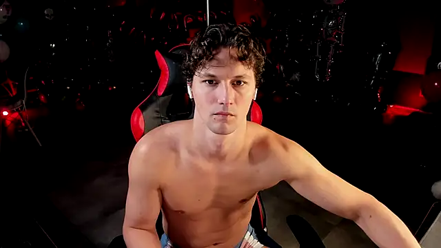 Snapshot of dirty-boss chatting on 12-03-25, 01:02 dirty-boss online show from 12-03-25, 01:02