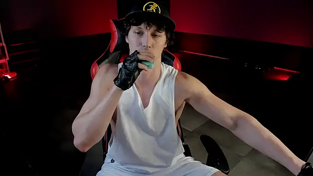 dirty-boss online show from 05-10-26, 04:45
