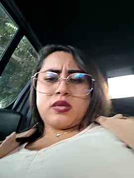 Snapshot of Oryk___ chatting on 02-15-25, 08:01 Oryk online show from 02-15-25, 08:01