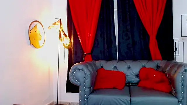 misslombana online show from 06-15-26, 04:47