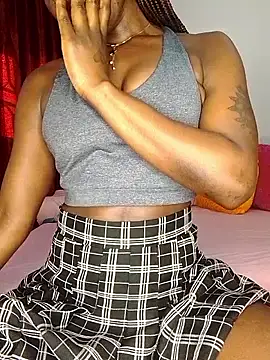 NicRaisaa online show from 10-15-25, 05:18