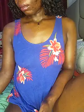 NicRaisaa online show from 05-05-26, 05:04