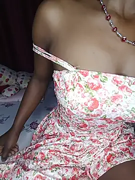NicRaisaa online show from 06-19-26, 05:12