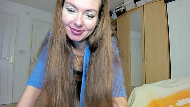 Snapshot of Rolla_Coaster chatting on 10-26-25, 08:48 Rolla Coaster online show from 10-26-25, 08:48