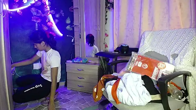 Samara Beltran online show from 01-07-25, 03:03