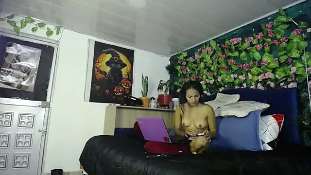 Samara Beltran online show from 01-24-25, 01:24