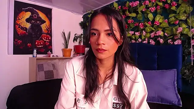 Samara Beltran online show from 01-27-25, 06:52