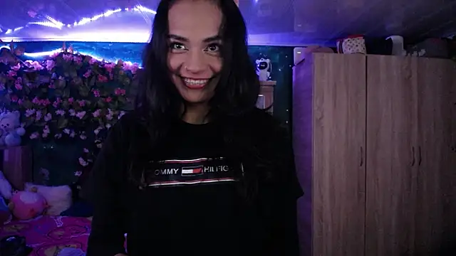 Samara Beltran online show from 02-22-25, 06:39