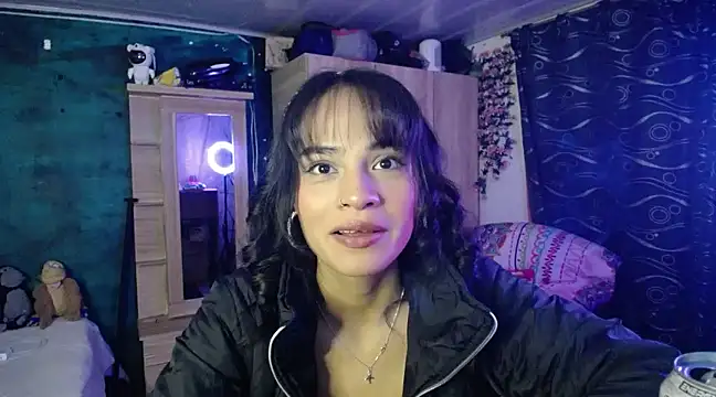 Samara Beltran online show from 02-28-25, 02:42