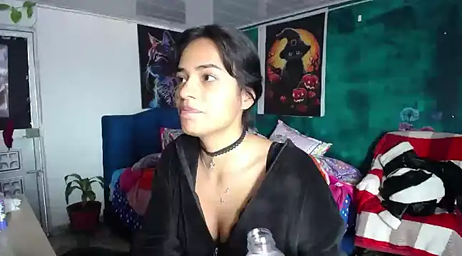 Samara Beltran online show from 03-15-25, 06:10