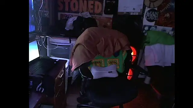 CloudDadddyyy420 online show from 01-24-25, 08:34