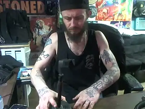 CloudDadddyyy420 online show from 02-13-25, 02:34