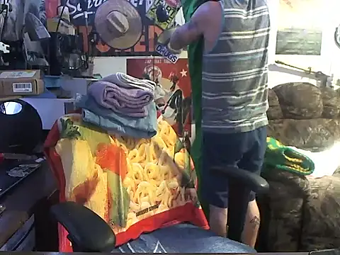 CloudDadddyyy420 online show from 10-04-25, 10:35