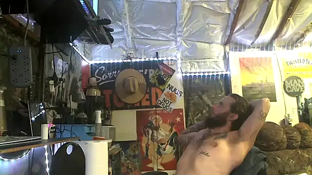 CloudDadddyyy420 online show from 10-21-25, 11:05