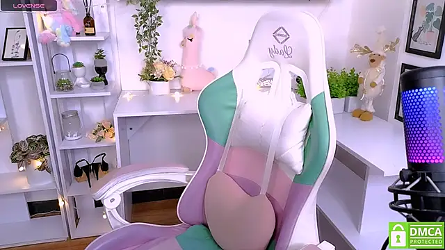 Grace and  Jacob online show from 03-13-25, 04:12