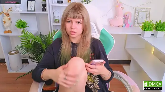 Grace and  Jacob online show from 09-24-25, 06:50