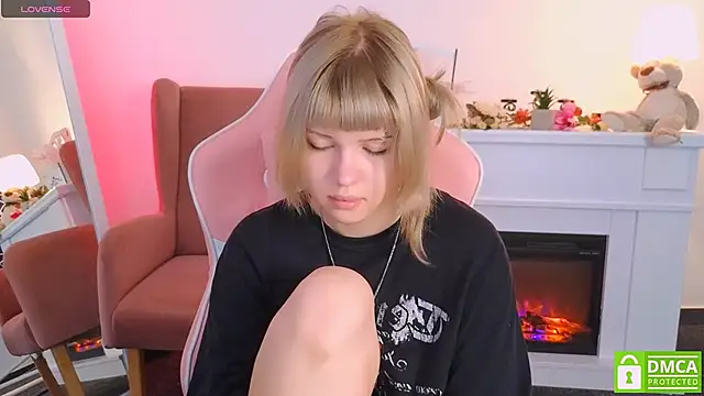 Grace and  Jacob online show from 09-28-25, 05:57