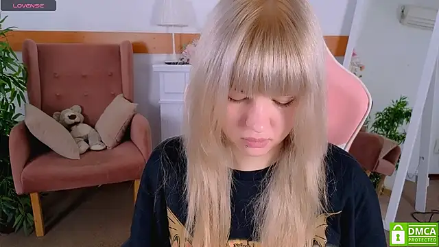 Grace and  Jacob online show from 10-22-25, 06:46