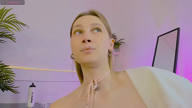 Jess Anders  online show from 11-16-25, 08:20