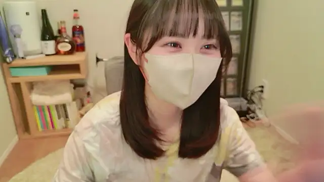 HIKARI x0 online show from 05-08-26, 02:22