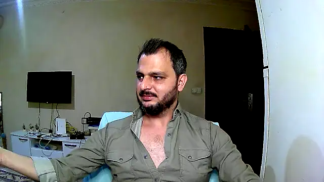 Snapshot of Coldskull69 chatting on 10-16-25, 07:37 Coldskull69 online show from 10-16-25, 07:37