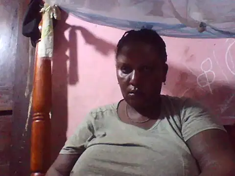 Snapshot of big_clits chatting on 04-28-26, 05:34 big clits online show from 04-28-26, 05:34