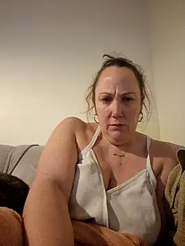 Wisie Cutie online show from 01-12-25, 10:01