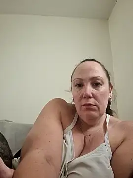 Wisie Cutie online show from 03-15-25, 02:23