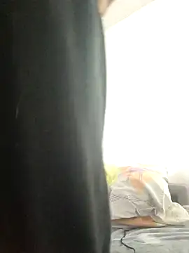 Wisie Cutie online show from 10-11-25, 11:42